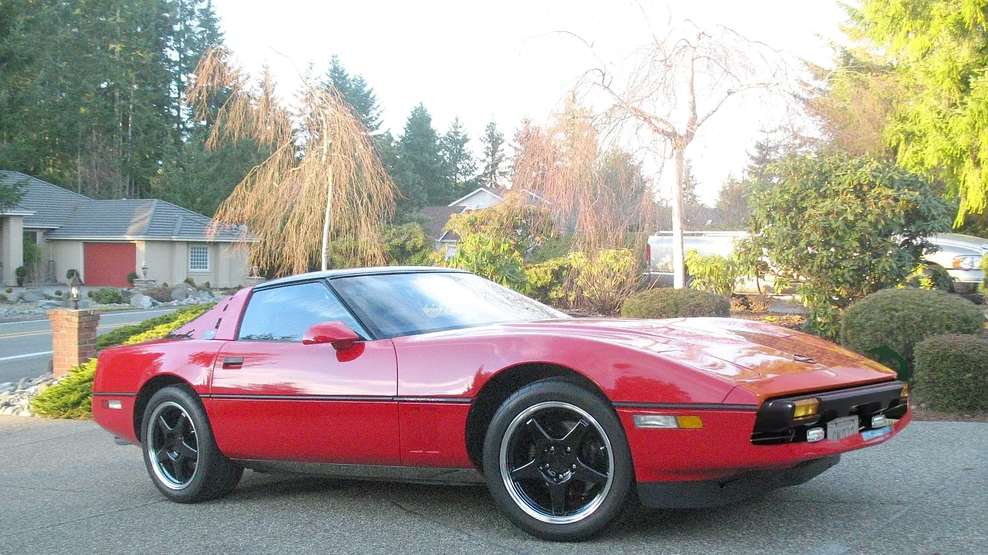 Click to Enlarge-Esc to Close Corvette Generations/C4/C4 1985 Ferrari clone.webp